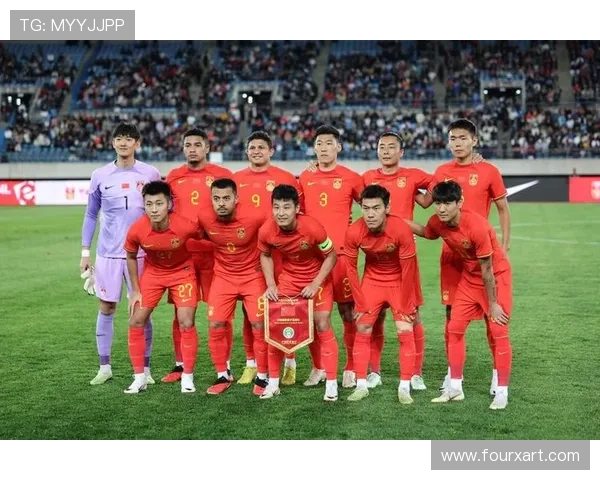 国家队备战世界杯预选赛新帅首秀引发球迷期待阵容调整与战术革新